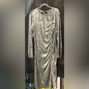 💰NWOT  Womens Future Collective Dress By Kahlana Barfield Brown Size 1X. Silver